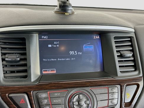Used 2014 Nissan Pathfinder Platinum w/ Platinum Premium Package AWD/4WD image 21