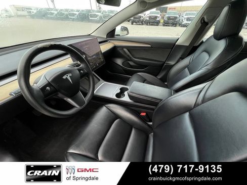 Used 2022 Tesla Model 3 RWD image 9