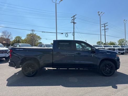 Used 2023 Chevrolet Silverado 1500 Custom image 6