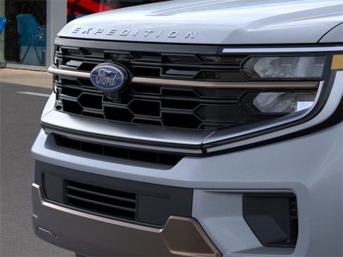 New 2026 Ford Expedition Max King Ranch image 17