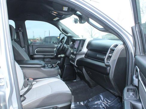 Used 2024 RAM 2500 Big Horn AWD/4WD image 11