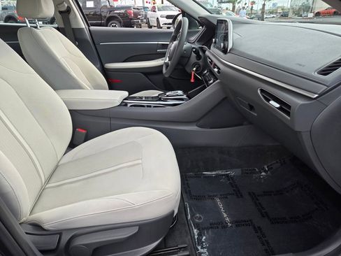 Used 2023 Hyundai Sonata SE image 18