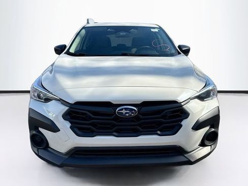 Used 2024 Subaru Crosstrek 2.0i image 2