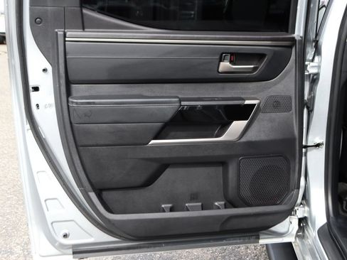 Used 2023 Toyota Tundra Limited AWD/4WD image 37