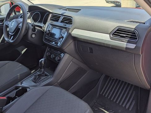 Used 2018 Volkswagen Tiguan S FWD image 20