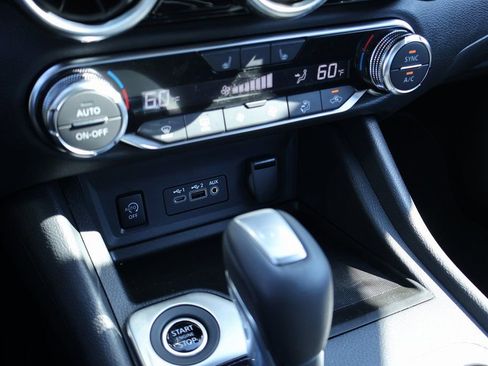 New 2025 Nissan Sentra SR image 12