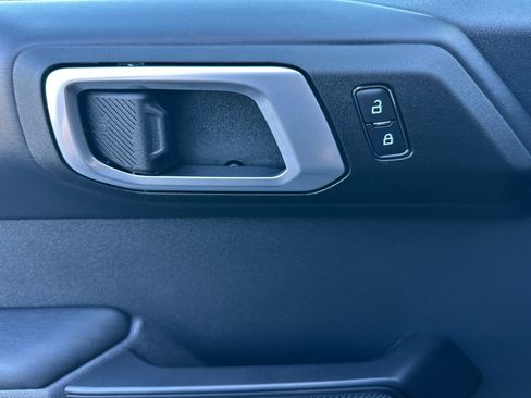 New 2025 Ford Bronco Raptor image 11