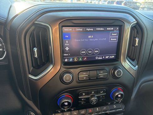 Used 2023 Chevrolet Silverado 2500 High Country w/ Technology Package image 22