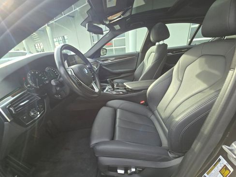 Used 2018 BMW 530e xDrive image 18