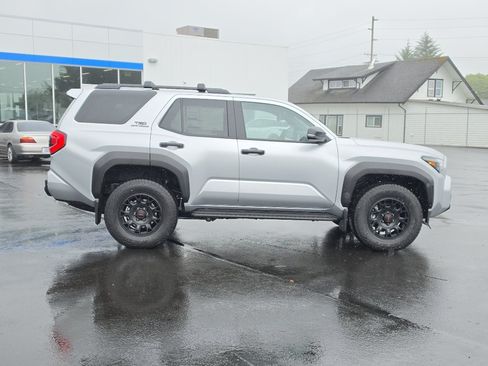 New 2026 Toyota 4Runner TRD Off-Road AWD/4WD image 7