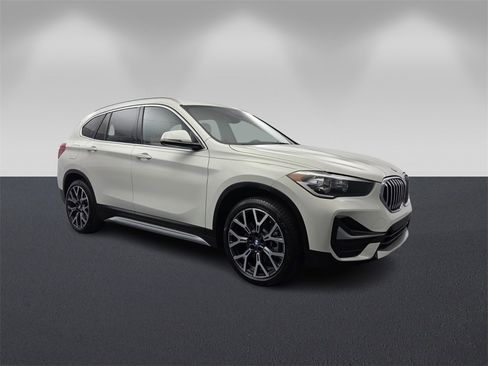 Used 2021 BMW X1 sDrive28i w/ Convenience Package image 1