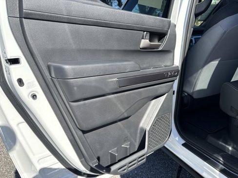 Certified 2025 Toyota Tacoma TRD Off-Road image 12