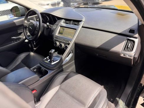 Used 2018 Jaguar E-PACE S AWD/4WD image 27