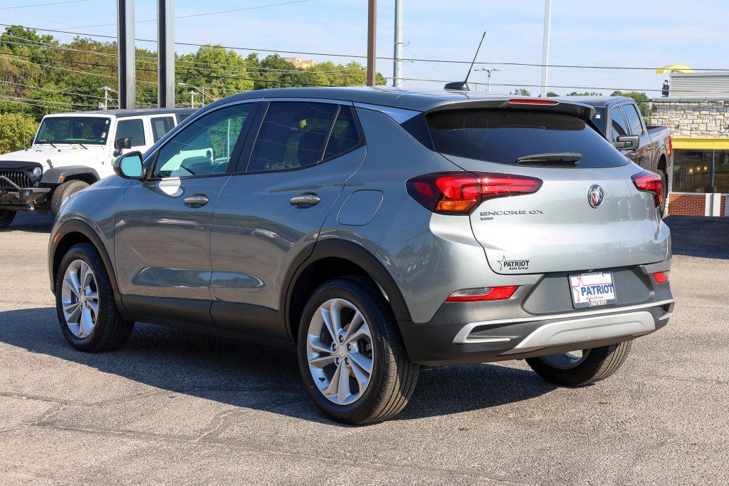 Used 2023 Buick Encore GX Preferred w/ Cold Weather Comfort Package AWD/4WD image 5