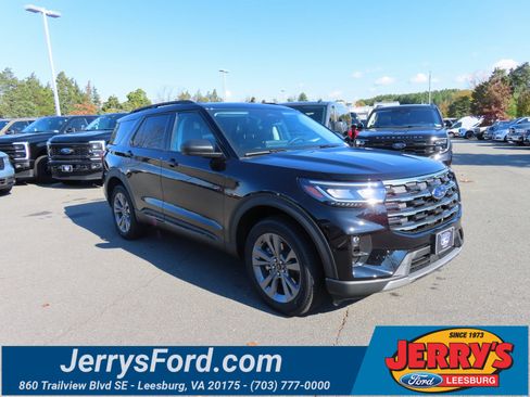New 2026 Ford Explorer Active image 1