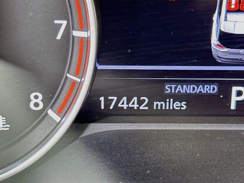 Used 2023 Nissan Rogue SV FWD image 19