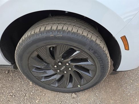 New 2026 Lincoln Navigator L Reserve w/ Jet Appearance Package image 7