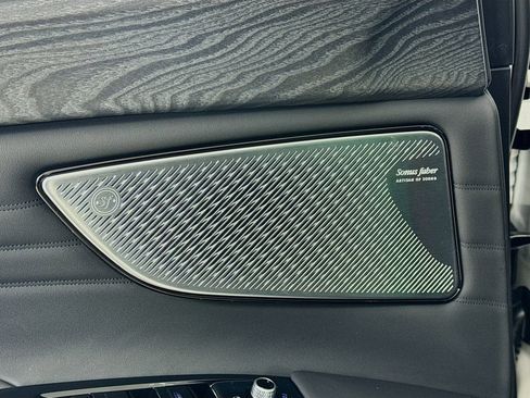 New 2025 Maserati Grecale GT image 18