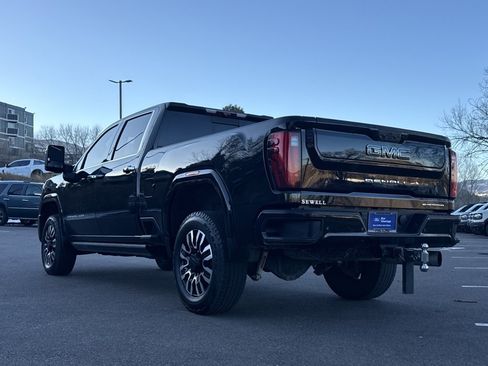 Used 2024 GMC Sierra 2500 Denali Ultimate image 5