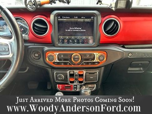 Used 2021 Jeep Wrangler Unlimited Rubicon AWD/4WD image 12