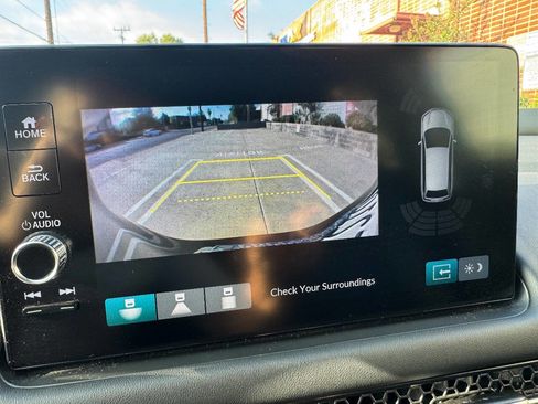 Used 2024 Honda HR-V EX-L image 17