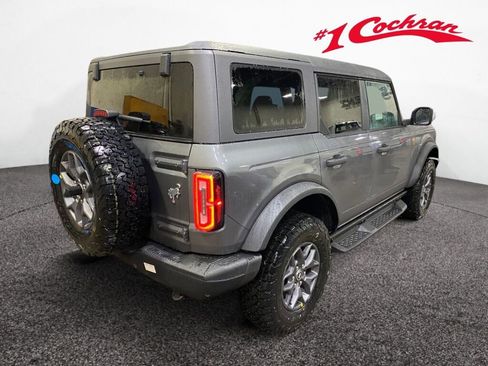 New 2025 Ford Bronco Badlands image 7