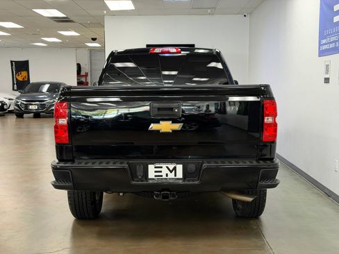 Used 2018 Chevrolet Silverado 1500 LT w/ All Star Edition AWD/4WD image 10