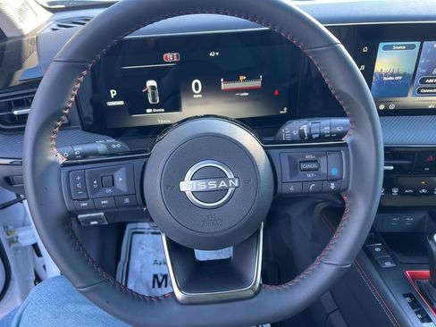 New 2026 Nissan Kicks SR w/ Cold Weather Package AWD/4WD image 44