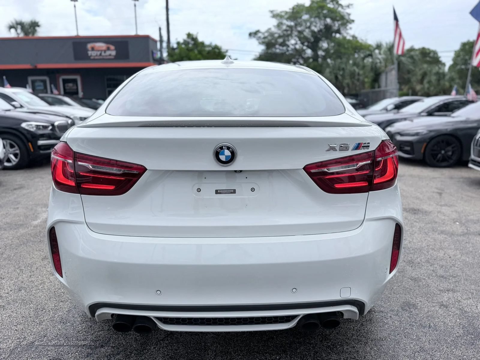 Used 2016 BMW X6 M AWD/4WD image 10