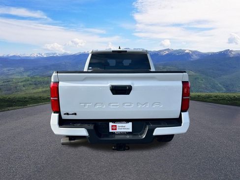 Certified 2024 Toyota Tacoma TRD Off-Road AWD/4WD image 4
