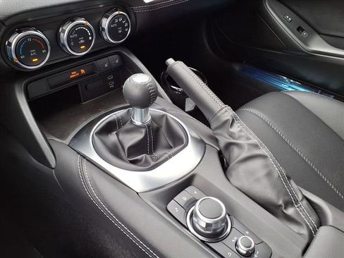 New 2026 MAZDA MX-5 Miata Grand Touring RWD image 16