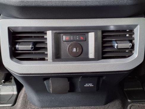 Used 2024 Ford F350 Lariat w/ Lariat Ultimate Package image 19