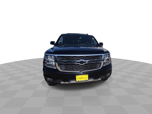 Certified 2019 Chevrolet Suburban LT AWD/4WD image 3
