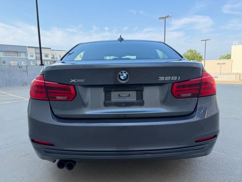 Used 2016 BMW 328i xDrive Sedan AWD/4WD image 4