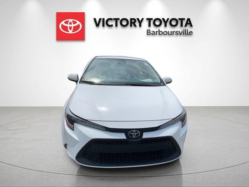 Used 2021 Toyota Corolla LE w/ Carpet Mat Package (TMS) FWD image 8