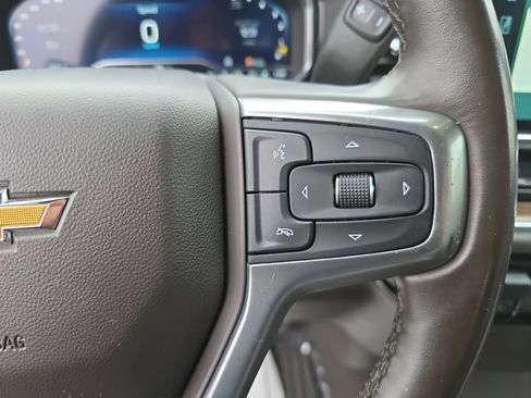 Used 2025 Chevrolet Silverado 1500 LT image 17