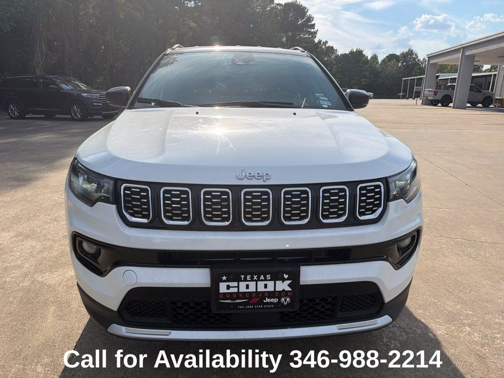 Used 2024 Jeep Compass Limited AWD/4WD image 9