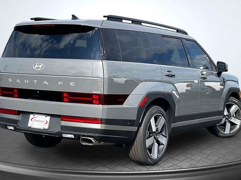 Used 2026 Hyundai Santa Fe Limited AWD/4WD image 2