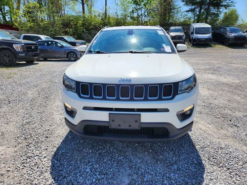 Certified 2018 Jeep Compass Latitude w/ Popular Equipment Group image 8