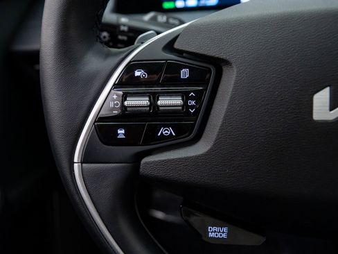 Used 2022 Kia EV6 Wind image 26