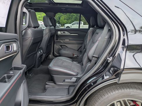 Certified 2025 Ford Explorer ST w/ Sun And Sound Package AWD/4WD image 29
