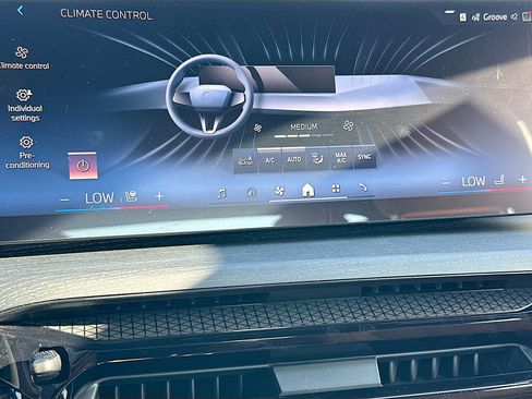 New 2026 BMW 430i Convertible w/ Premium Package image 13