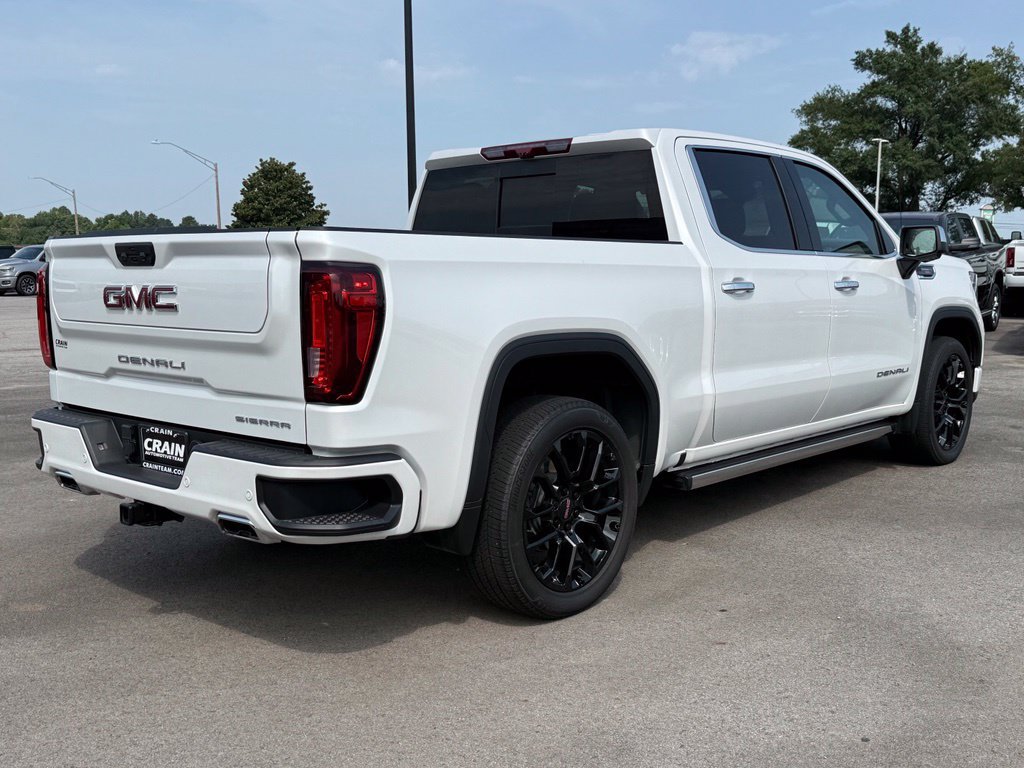 Used 2024 GMC Sierra 1500 Denali w/ Denali Reserve Package AWD/4WD image 8