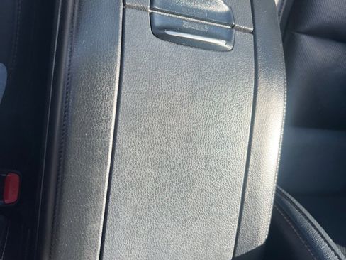 Used 2017 Toyota Highlander Limited AWD/4WD image 41