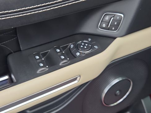 Used 2020 Ford Expedition Platinum image 15