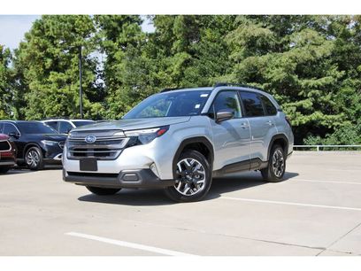 Used 2025 Subaru Forester Premium w/ Convenience Package #1