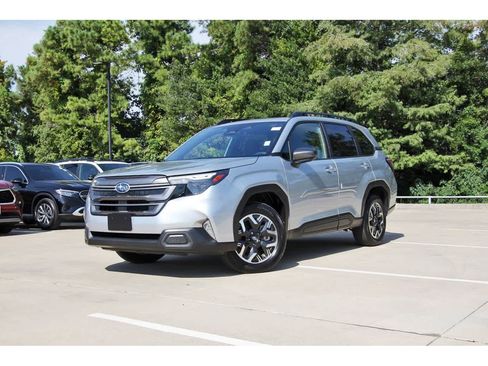 Used 2025 Subaru Forester Premium w/ Convenience Package #1 AWD/4WD image 1