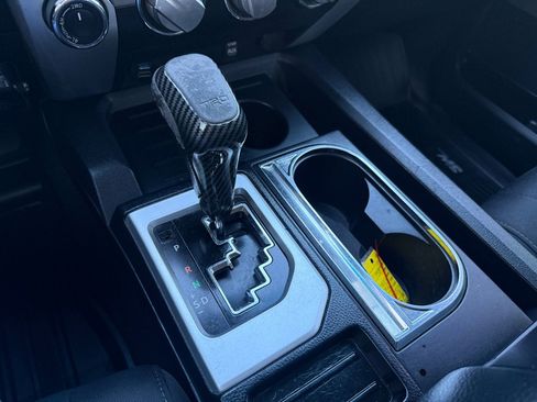 Used 2015 Toyota Tundra SR5 image 28