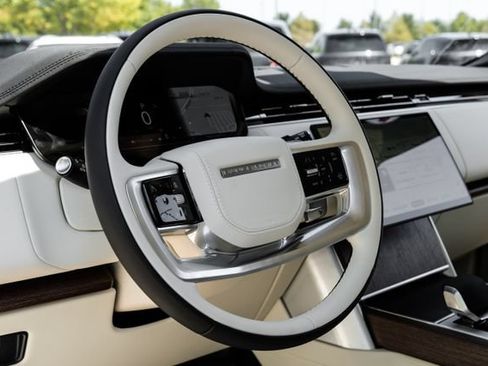 New 2026 Land Rover Range Rover SE AWD/4WD image 18