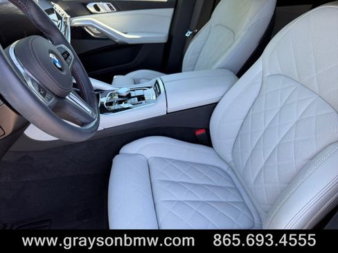 Used 2025 BMW X6 M60i AWD/4WD image 10